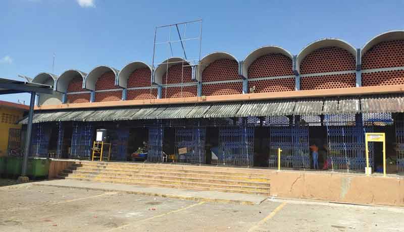 Denuncian abandono del Mercado Nuevo de Moca amenaza el comercio local -  Dominicano Ahora